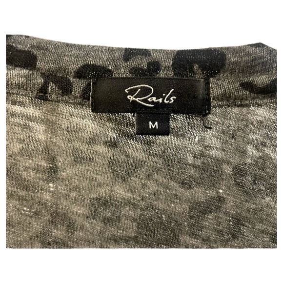 Rails V-Neck Cheetah Print Knit Top - Picture 5 of 6